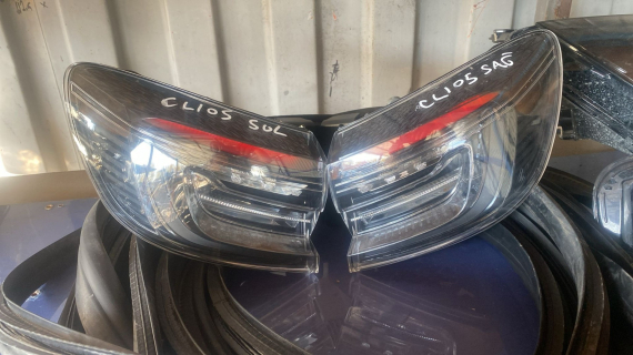 RENAULT CLİO5.5 SAĞ SOL STOP OTO FEDAİ