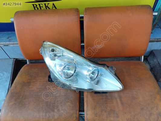 OPEL CORSA D SAĞ FAR MAKYAJSIZ ÇIKMA ORJİNAL YEDEK PARÇA
