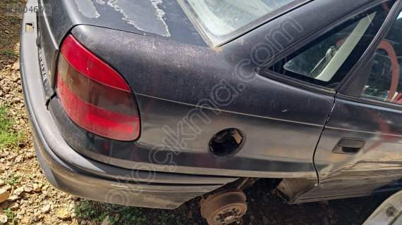 OPEL ASTRA F SAĞ ARKA ÇAMURLUK KESME.OTO ERKAN ÜNYE