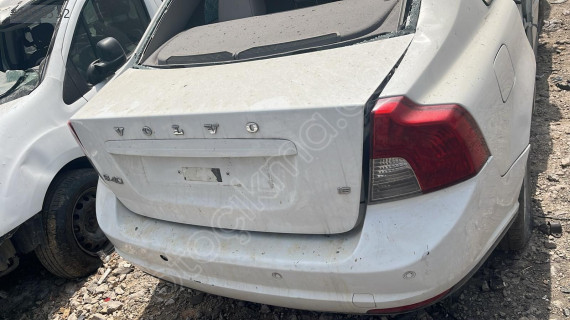 VOLVO S40 BAGAJ KAPAĞI ÇIKMA