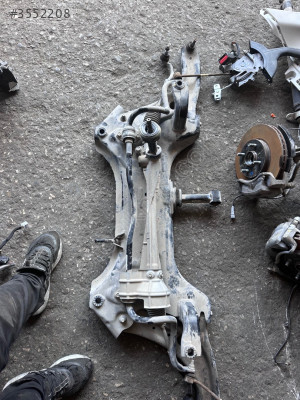 HYUNDAİ İ20 MOTOR TRAVERSİ