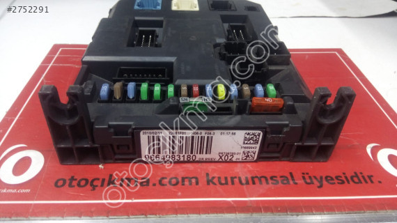 Peugeot 206 C3 BSI Beyni Sigorta Kutusu 9664983180