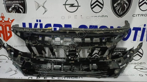 PEUGEOT RİFTER ÖN TAMPON İÇ MASKESİ 2024>  98561686XT 9856168680