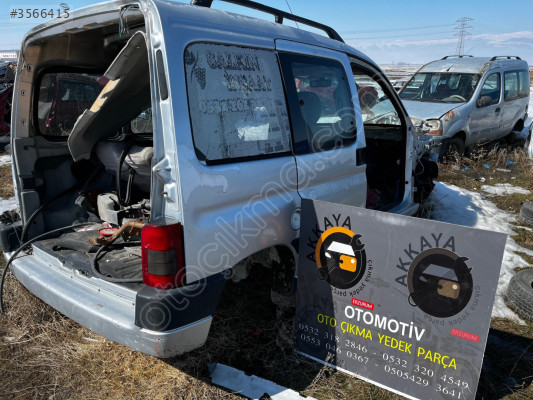 Citroen Berlingo Sağ Arka Çamurluk Orjinal Çıkma