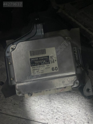 Toyota COROLLA MOTOR BEYNİ 89666-02060