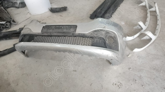 2017-2020 RENAULT TRAFİC ÖN TAMPON