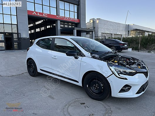 RENAULT CLİO 5-V SAĞ ARKA KAPI (DOLU) ORJİNAL ÇIKMA - 821008513R