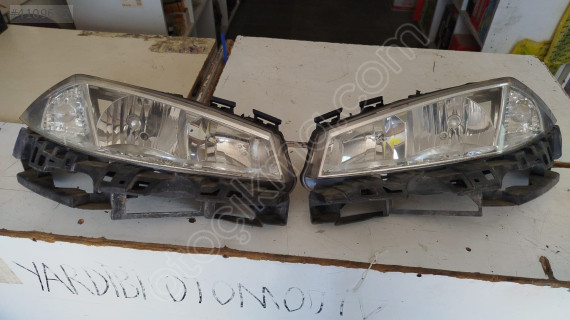 Megane 2 sağ sol far depo marka