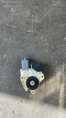 2011 RENAULT MEGAN 3 SAĞ ARKA CAM MOTORU
