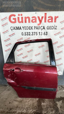 FORD FOCUS 1 SAĞ ARKA KAPI