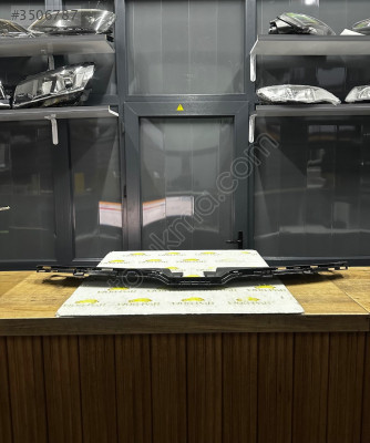 SKODA KAROQ PANEL ÜST KAPLAMASI 57A853343-57A8533439B9 17-24