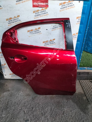 Mazda 3 çıkma sağ arka kapı 2014-2018