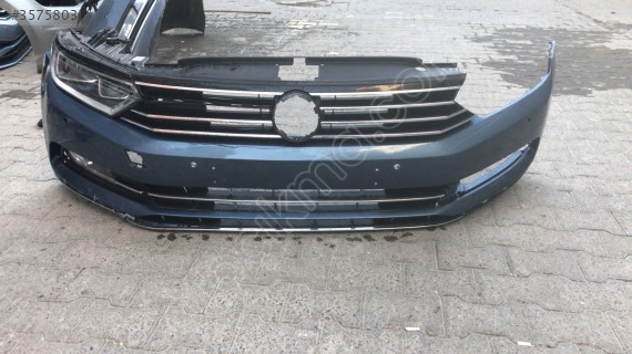 Passat b8 2015 ön tampon dolu