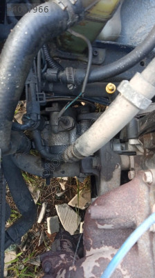 Mazda 323 direksiyon pompasi yedek parça