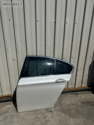 BMW F10 520  SOL ARKA KAPI