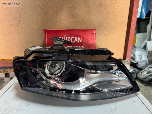 AUDİ A4 SAĞ ÖN FAR ORJİNAL HATASIZ EYÜPCAN OTO