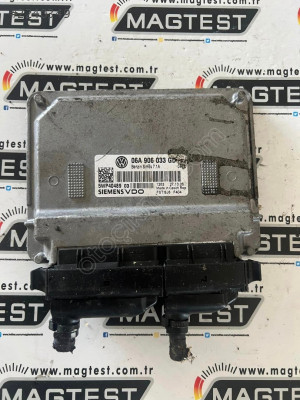 VW Touran 1.6 SIMOS 7.1A ECU MOTOR 06A906033GD 5WP40489