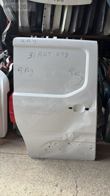 YENİ KASA FİAT DOBLO KAPALI SAĞ SÜRGÜLÜ KAPI
