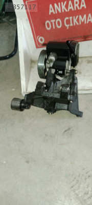 Citroen Berlingo 1.9 direksiyon pompası ayağı