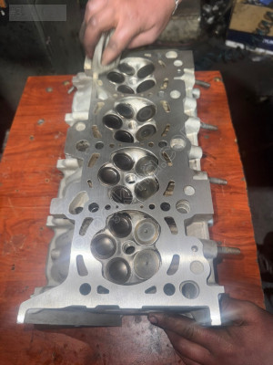 PASSAT SİLİNDİR KAPAĞI ÇIKMA ORJINAL 2.0ALT MOTOR SİLİNDİR KAPAK