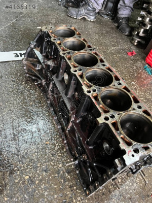 Mercedes w140 om 104 motor bloğu