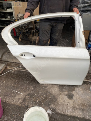 bmw f10 5 serisi orjınal sağ arka kapı