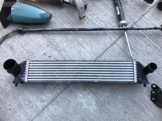 MG HS İNTERCOOLER RADYATÖRÜ 10910670