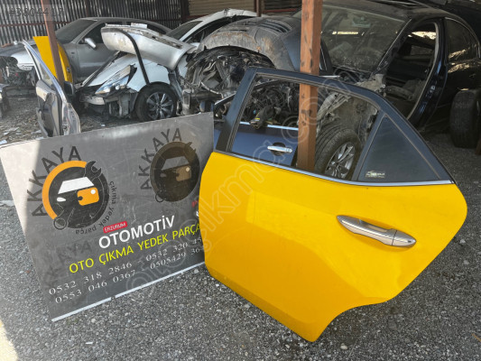 Toyota Corolla Sol Arka Kapı Hatasız Orjinal Çıkma
