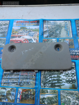 Renault Kangoo 00/ 09 model torpido'daki sigorta kutusu kapağı