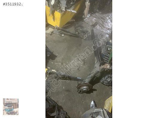 Volkswagen Bora arka dingil çıkma
