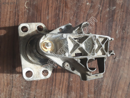 ÇIKMA PARÇA RENAULT 19 MOTOR KULAĞI ALÜMİNYUM