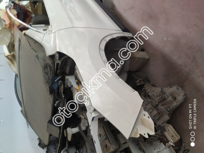 Nissan Qashqai J11 Sol Ön Çamurluk ve Diğer Parçalar - M
