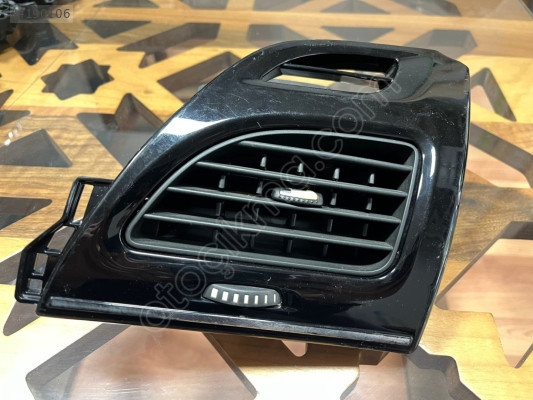 FLUENCE MEGANE 3 SAĞ KALORİFER IZAGARASI ORJİNAL PARLAK SİYAH