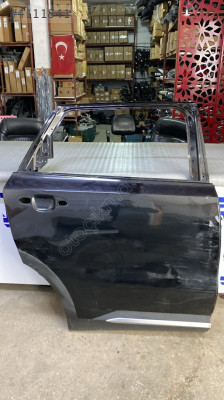KİA SORENTO SAĞ ARKA KAPI 2021-2024