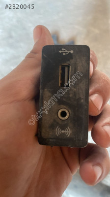5Q0035222F vw passat b8 usb aux girişi