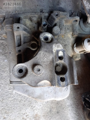 207 1.4 Hdi Motor ve Şanzıman Kulağı / Braketi / Takozu
