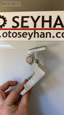 13180569 Opel Corsa D E sol ön kapı alt menteşesi