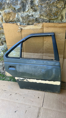 Peugeot 405 sağ arka kapı