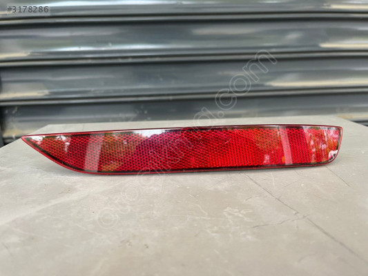 SCİROCCO SAĞ ARKA REFLEKTÖR ORJİNAL SIFIR 1K8945106C