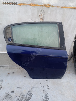 Alfa Romeo 147 sağ arka kapı