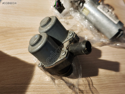 MERCEDES W 210 KALORİFER MUSLUĞU 001 830 77 84