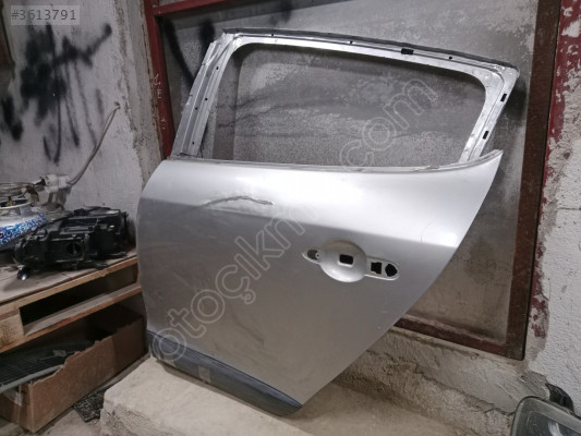 Renault Megane 3 sol arka kapı cıkma orijinal