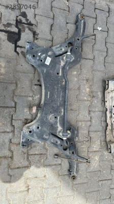 2012-2015 HYUNDAİ ACCENT BLUE ALT BEŞİK-TRAVES ORJ ÇIKMA