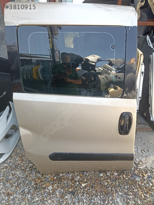 Fiat Doblo Geniş Aile Sağ Arka Sürgülü Kapı