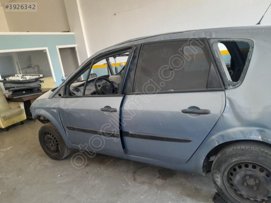 Renault scenic 2 sol arka kapı çıkma orijinal