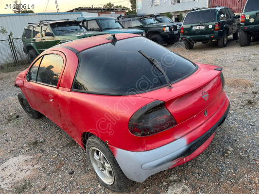Opel Tigra Kesme Arka Bagaj Çamurluk