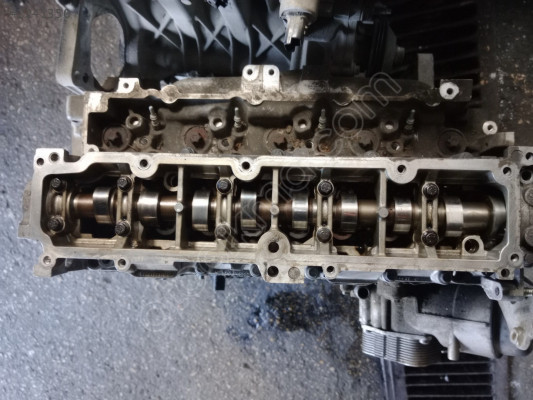 Citroen Berlingo çıkma silindir kapağı