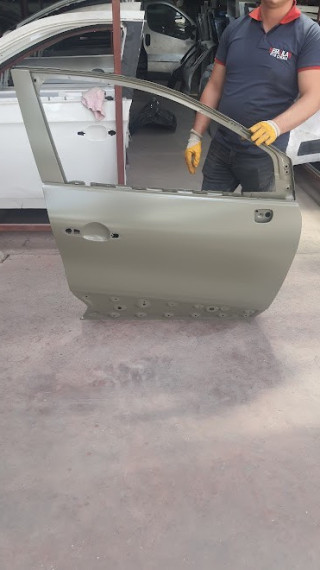 Captur 1-I Sağ Ön Kapı (2013-2020) 801006783R