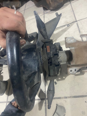 Ford Focus 1 sinyal silecek kolu