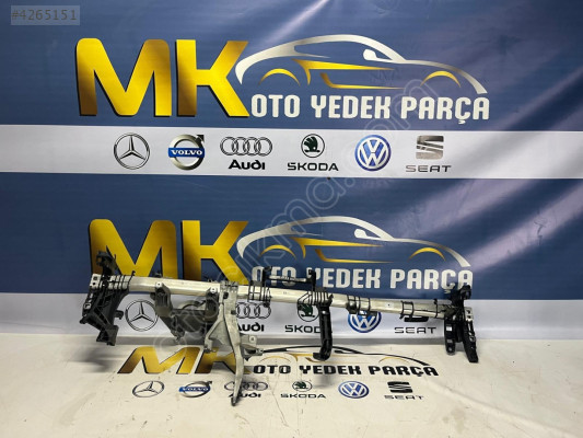 MERCEDES C220-C200-C180 W205 GÖGÜS DEMİRİ